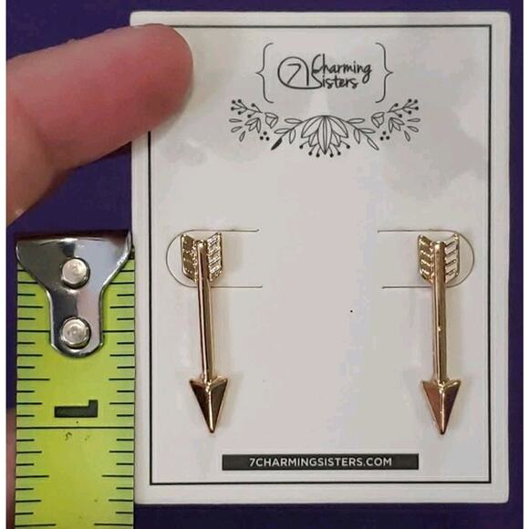 Shiny Yellow Gold Tone Straight Arrow Shaped Drop Earrings Pierced 1" NEW - Picture 7 of 7